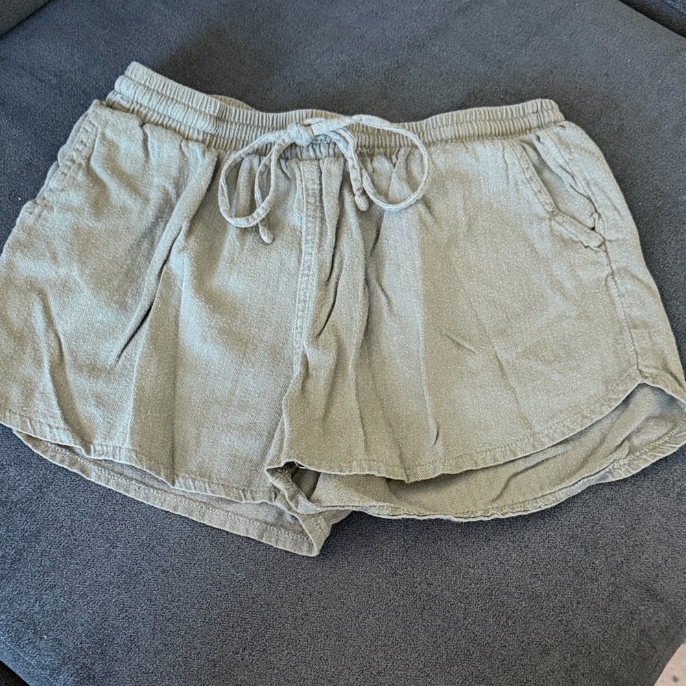 Universal Thread Women's Green Drawstring Shorts